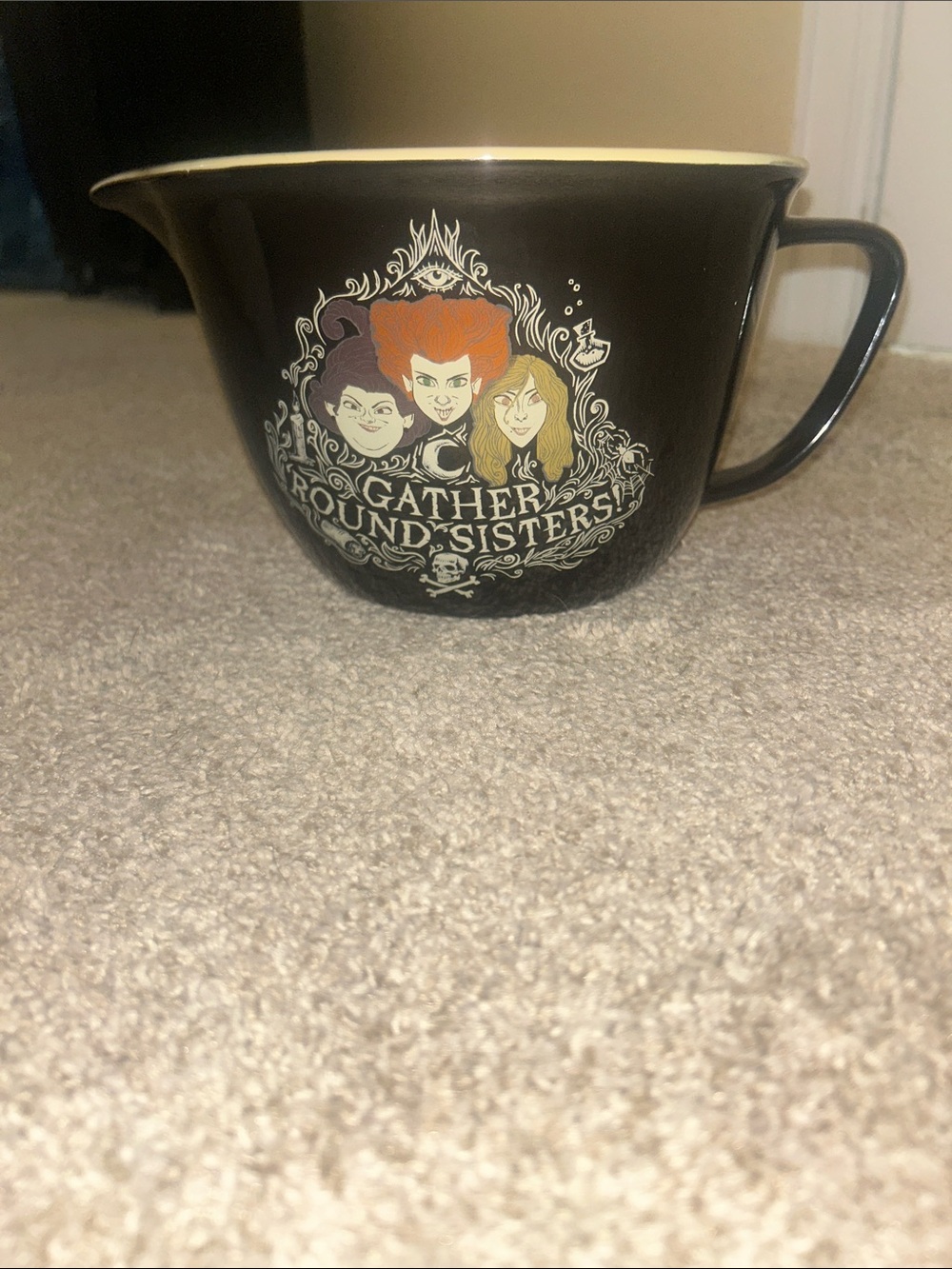 Disney  'Gather Round Sisters' Hocus Pocus mixing bowl
